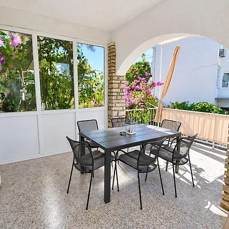 Apartament Buffalo Primošten