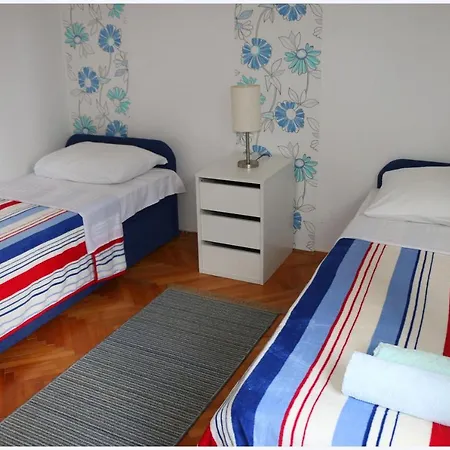 Appartement Buffalo Primošten